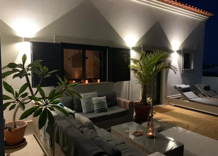 A Beira Do Vale, Couette-café