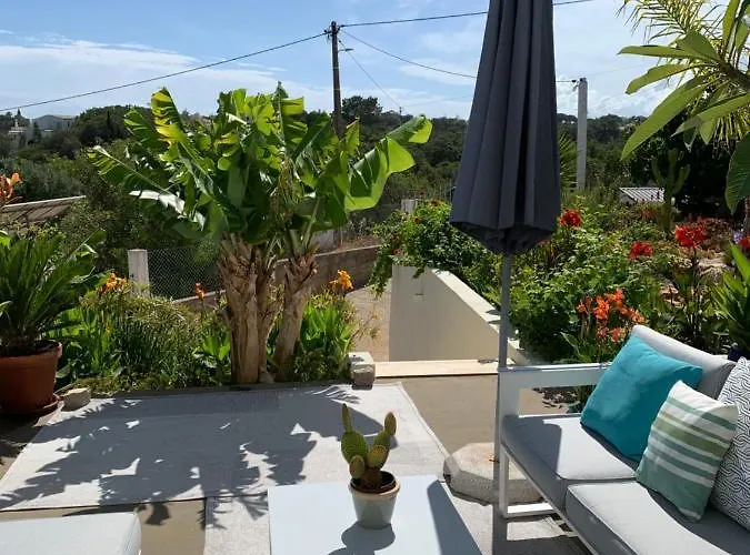 Couette-café A Beira Do Vale, 4*